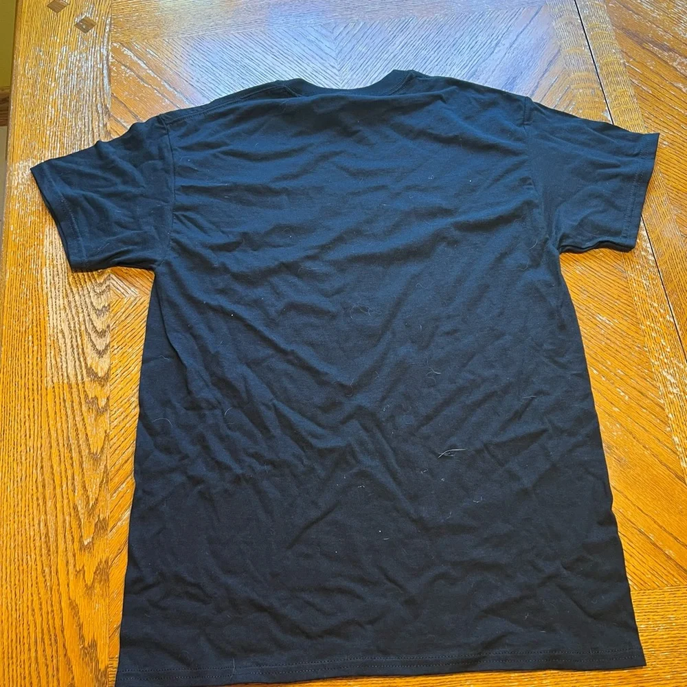 Womens Shirt - Picture 2 of 3